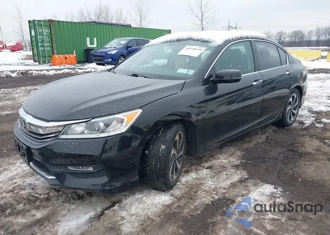 2017 Honda Accord Ex-L z USA, uszkodzony, nr VIN 1HGCR2F88HA045657